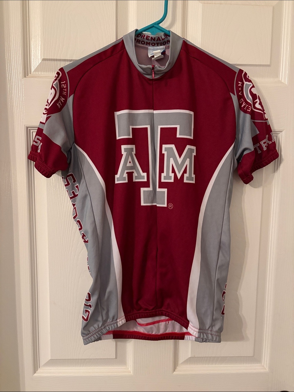 Texas A&M Aggies Maroon & Gray Zipper Front Cycling Jersey. Size Small.